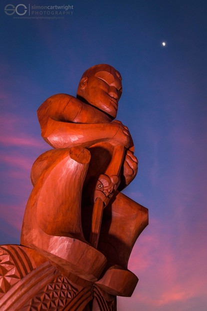 Ātea a Rangi Pou (image by Simon Cartright Photography)