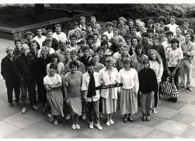 1989 School photo, courtesy of David Hollander