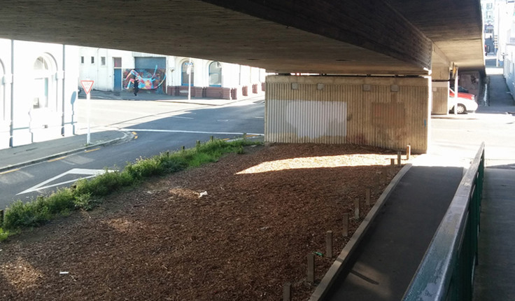 BEFORE: Jetty Street in its previous form, looking west from Cumberland Street overbridge ramp