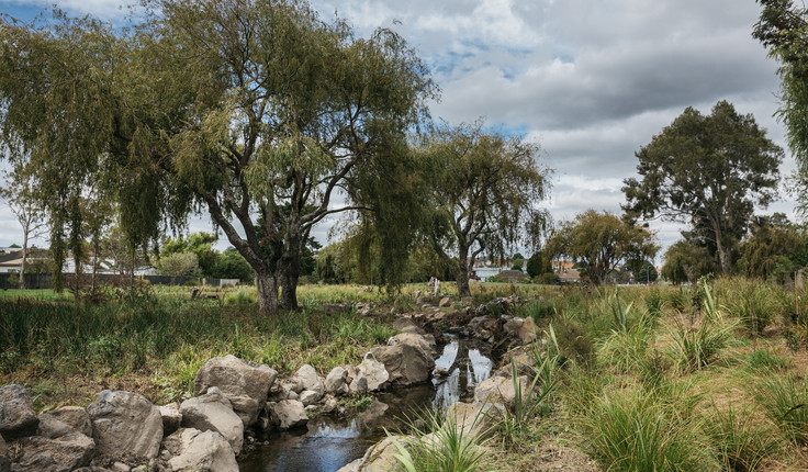 Award judges say Te Auaunga Oakley Creek project by Boffa Miskell is one that “walks the talk” by achieving comprehensive restoration of the landscape and being a best practice example of sustainable land management.