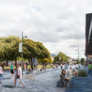 Looking south along Beach Street showing
an improved interface to Earnslaw Park and proposed shared space upgrade, supporting community gathering and events_